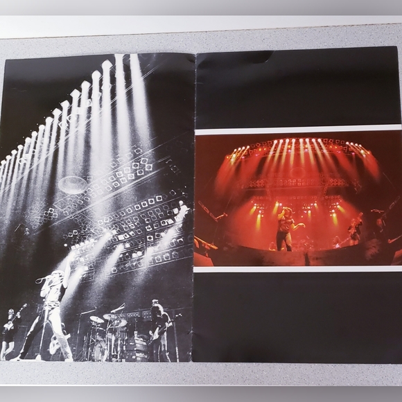 Rare 1980 AC/DC Tour Program Booklet - Picture 3 of 9